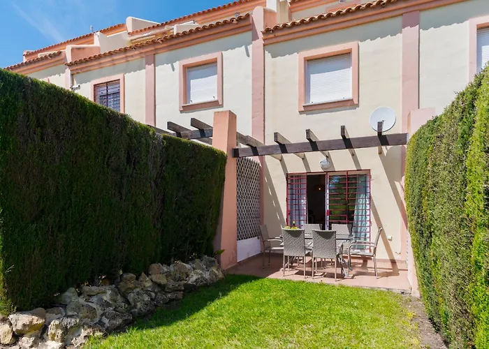 Panther Augusta Apartman Huelva